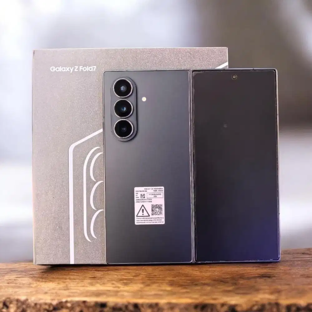 Samsung Z Fold 7 black ram 12/256gb mulus garansi
