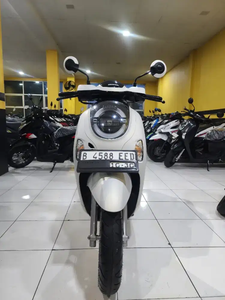 NEW SCOOPY PRESTIGE PUTIH MURAH MERIAH