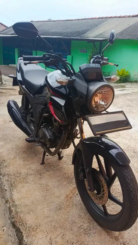 CB Verza 150 Black