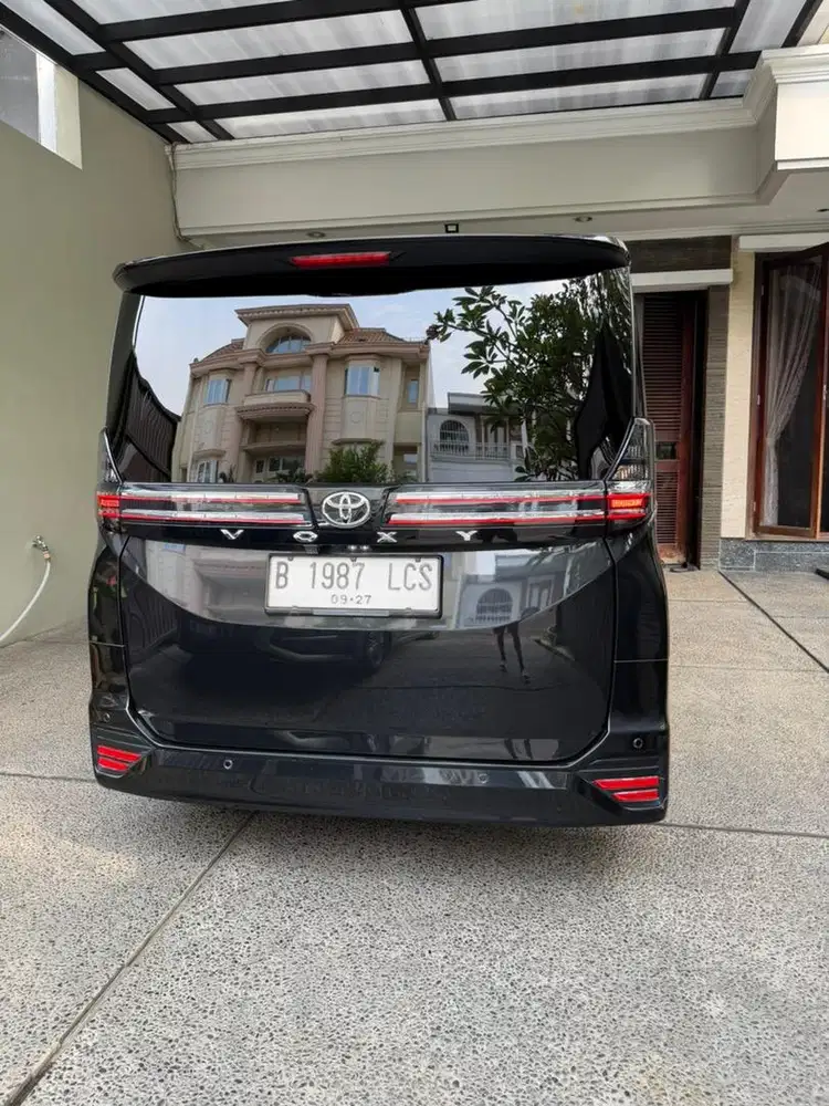 Toyota Voxy 2022 Dijual