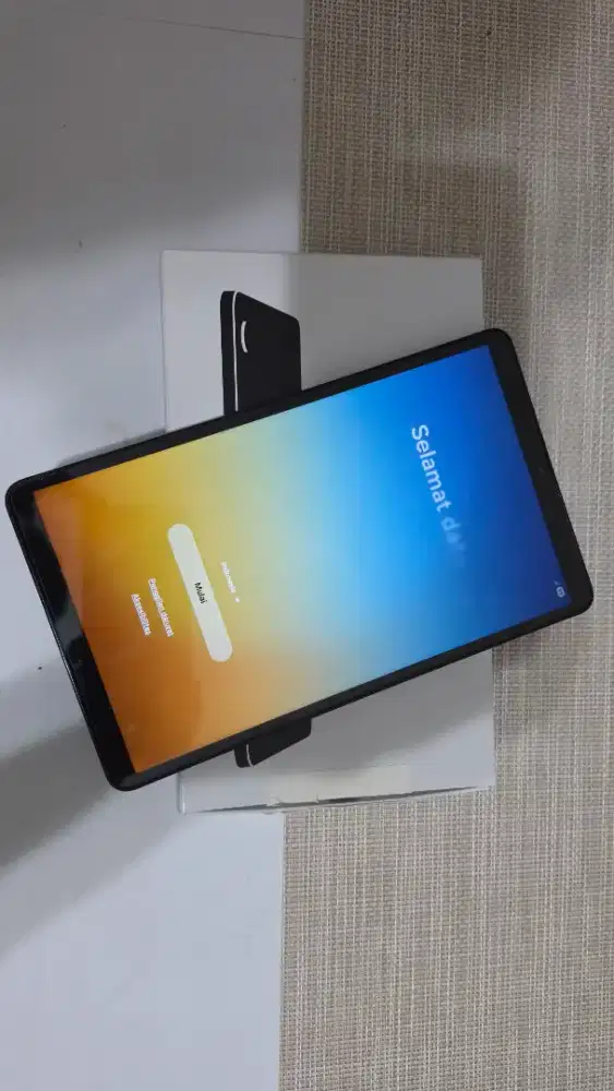 Samsung Tablet A11 seluler 4g/64gb black mulus seperti baru
