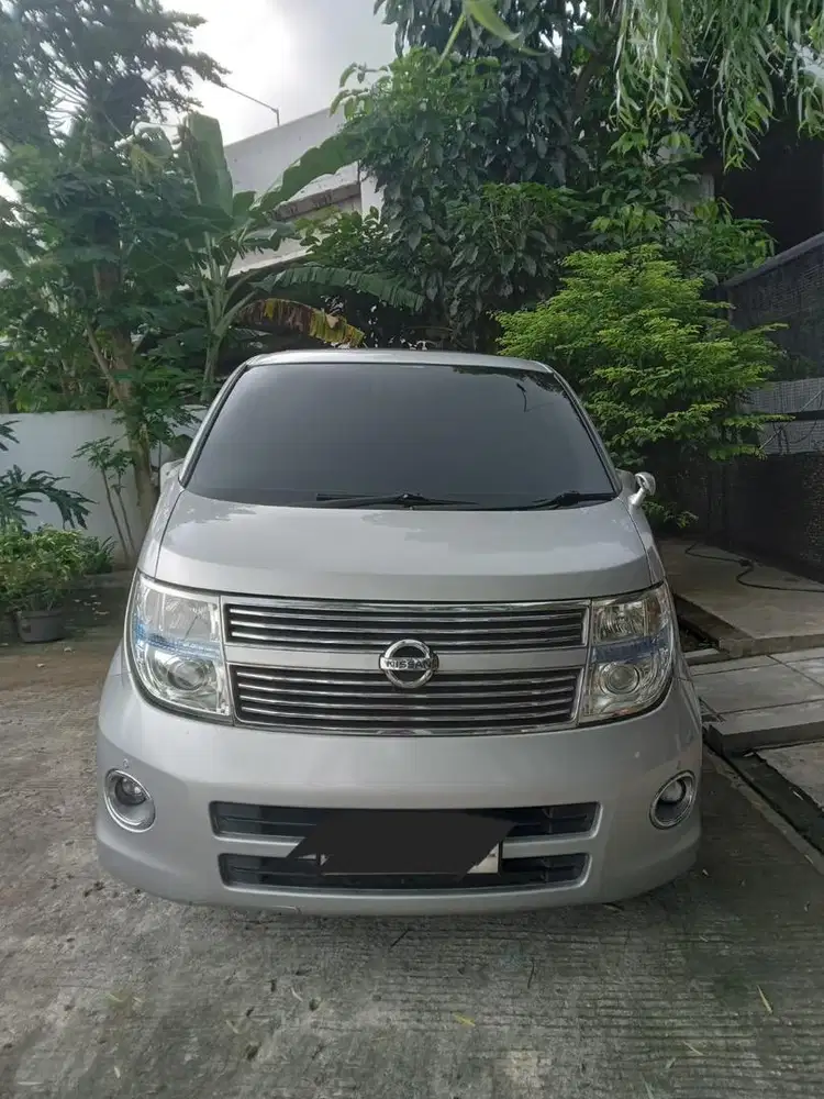 Elgrand 2.5 hws 2008