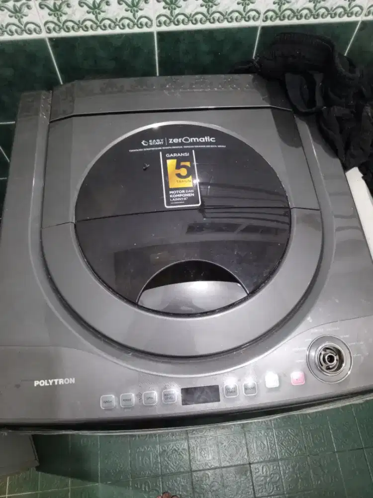 Mesin Cuci ex Laundry Polytron 9kg