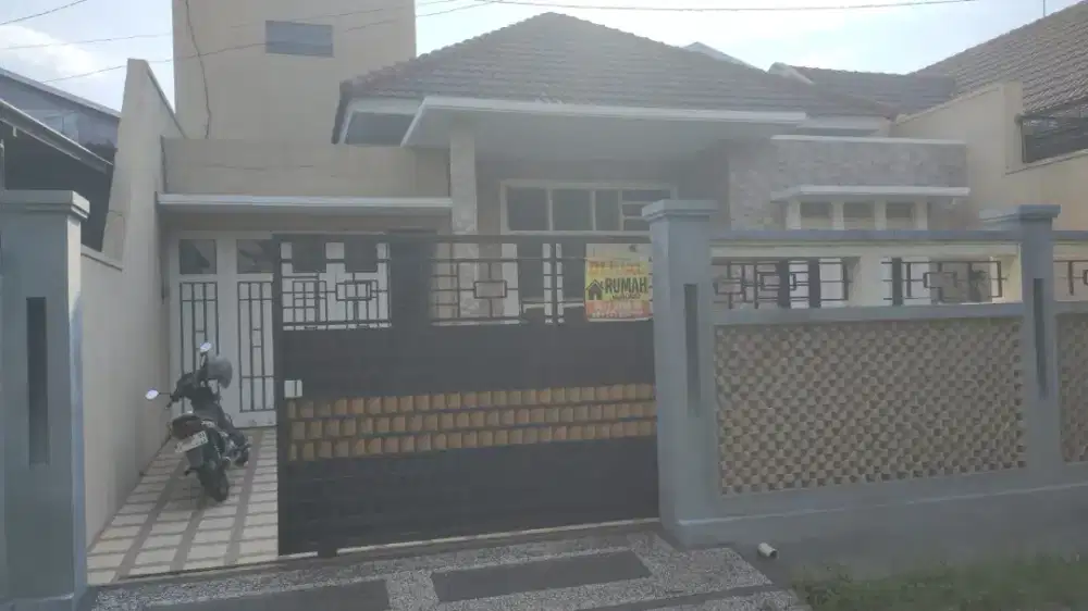 Dijual Rumah Tinggal BARU - SIAP HUNI BEBAS BANJIR