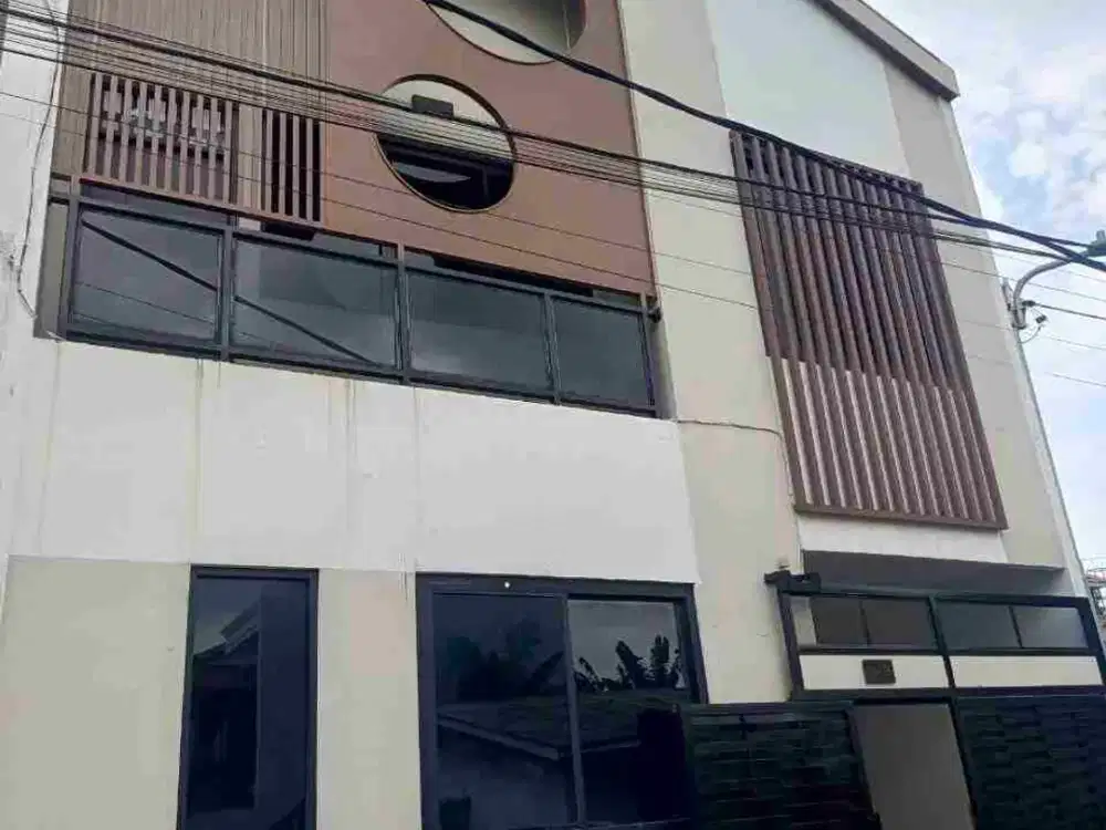 Rumah Siap Huni Full Furnished di Duren Sawit Dekat Jln Raden Inten, Toll Becakayu, Stasiun Buaran