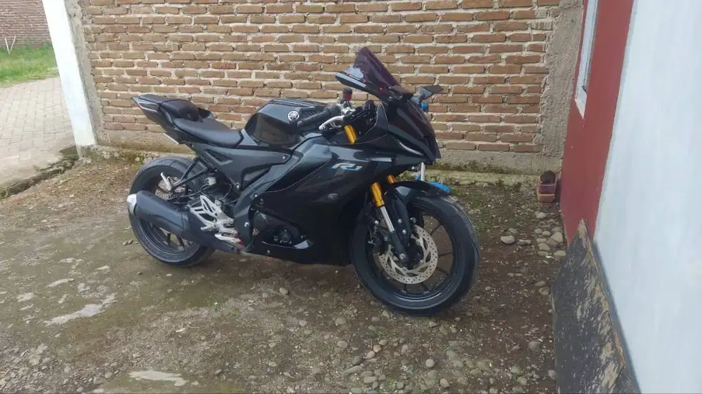 r15 v4 tahun 2022 ..tukar sama nmX new jg bisa