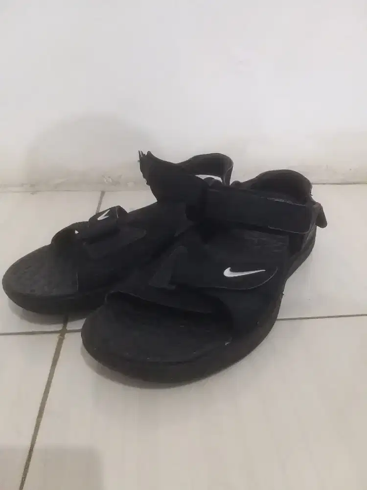 Sandal nike air deschutz size 41 mulus ori