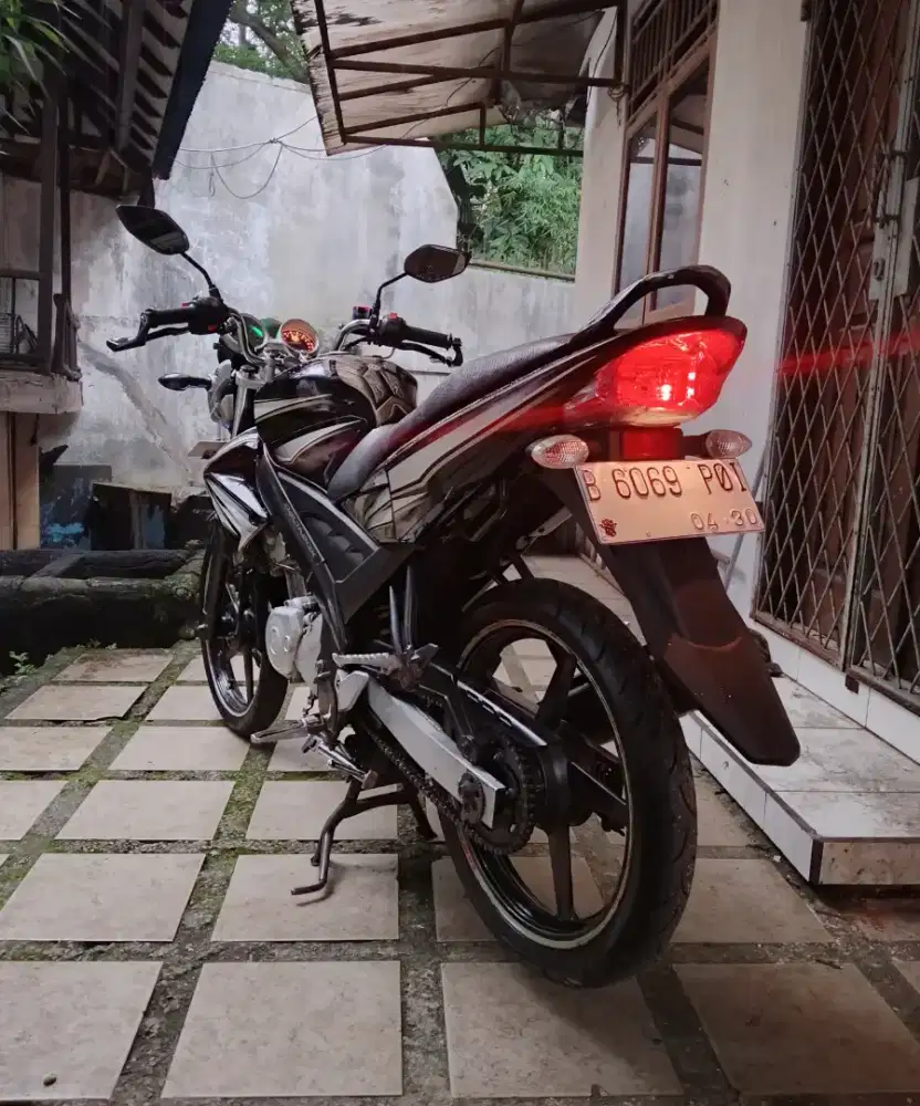 Yamaha vixion old good condition