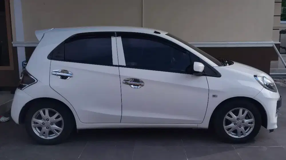 Honda Brio Satya tipe E tahun 2016