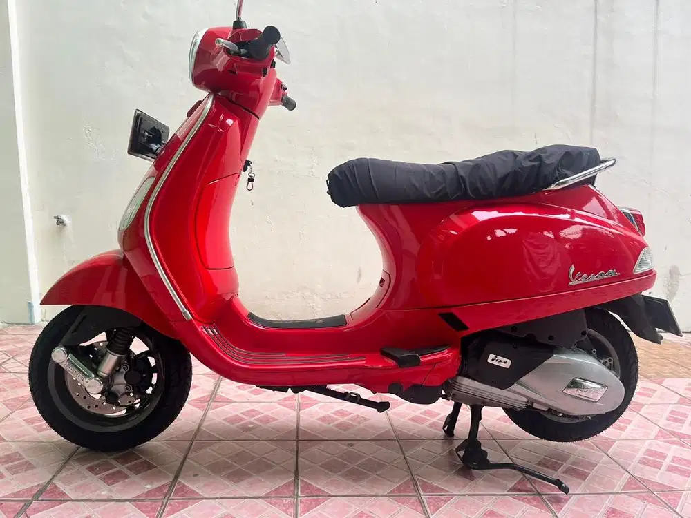 Vespa LX 125 / Nik 2023