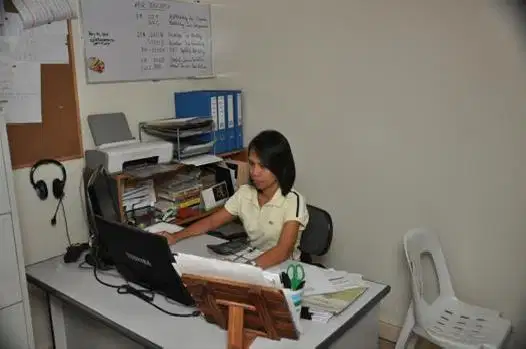 LOWONGAN ADMIN COUNTER