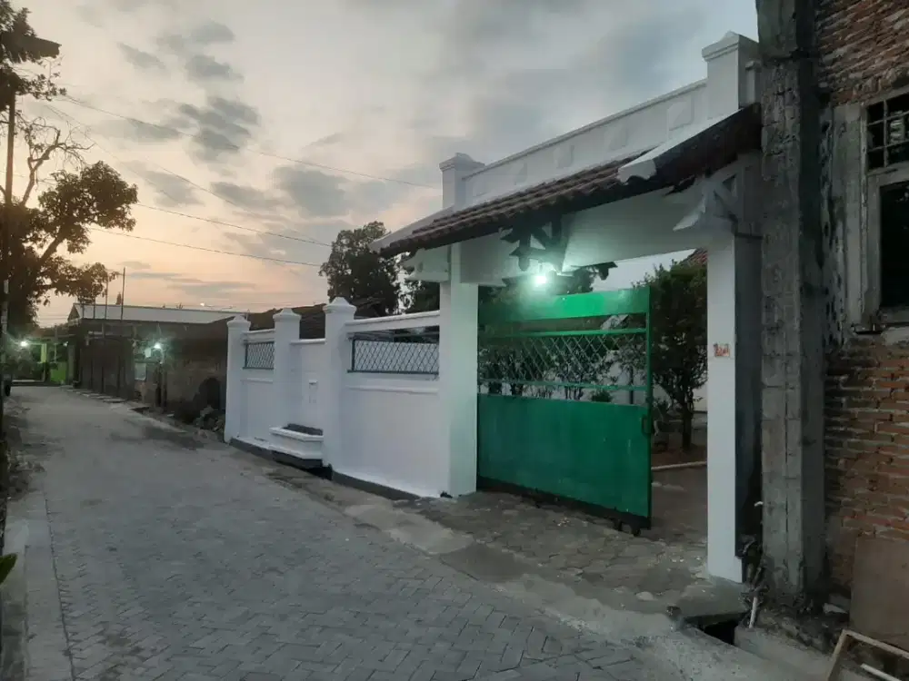 DIJUAL RUMAH TANAH LUAS STRATEGIS DI CONDONGCATUR SLEMAN JOGJA