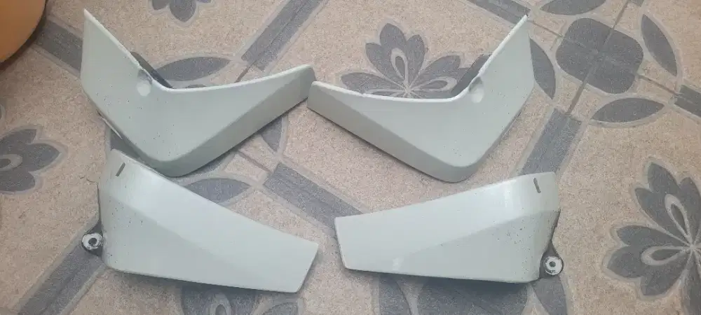 mud guard set ertiga 2014