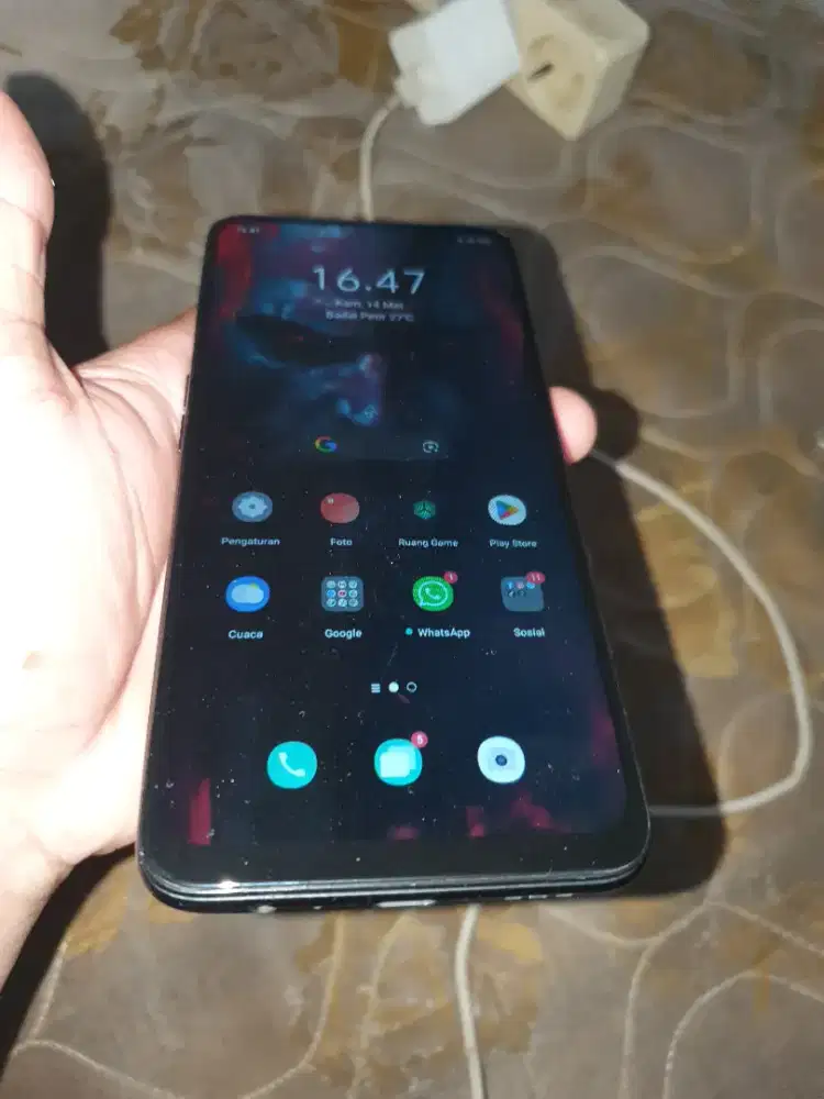 oppo reno 2z 8/256 batangan minus cek deskripsi