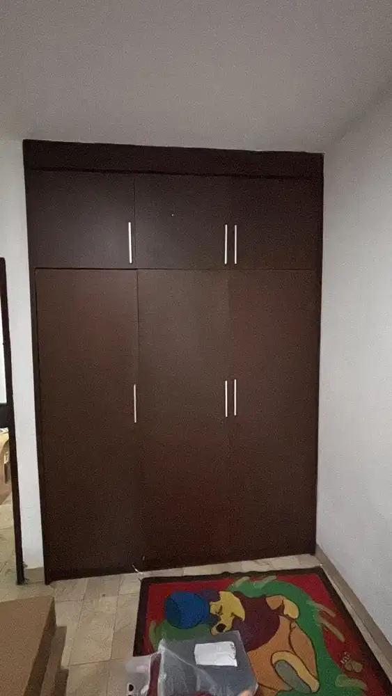 Jual Lemari pakaian bekas pakai sendiri