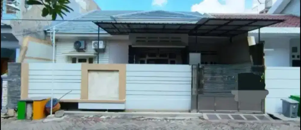 Mulyosari Minimalis depan taman, dekat sutorejo babatan pantai