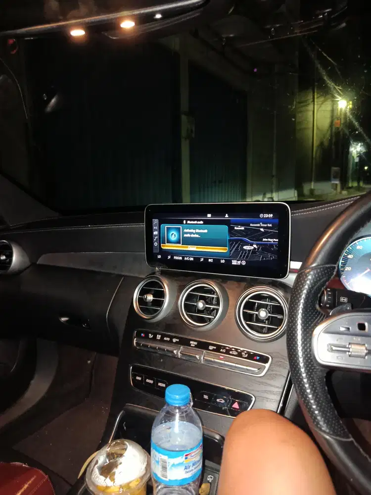 Mercedes-Benz C300 2019 Bensin