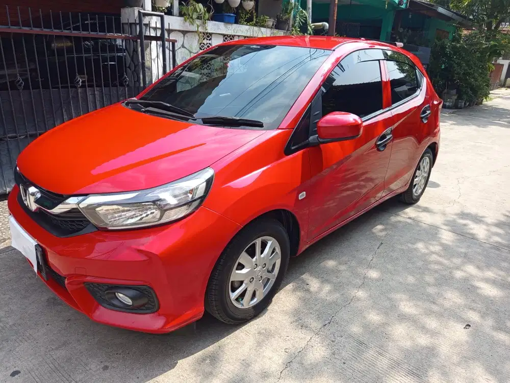 Honda Brio Satya A/T 2022 Merah Low KM