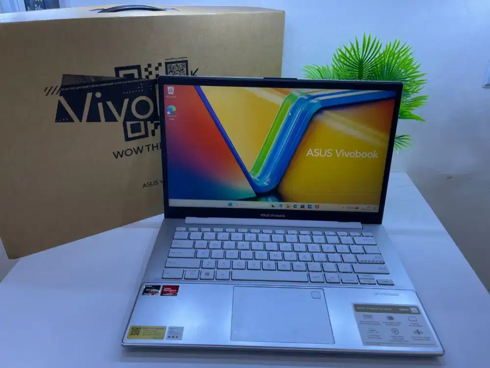 Asus VivoBook E1404FA
Amd Ryzen 5 7520U 16/512GB Garansi On 25-09-2027