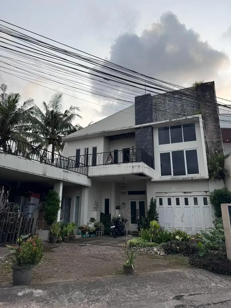 Dijual Tanah dan Bangunan