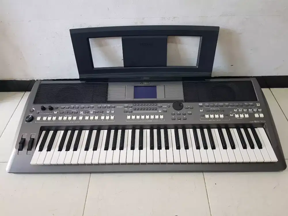 YAMAHA PSR S670 ISTIMEWAH