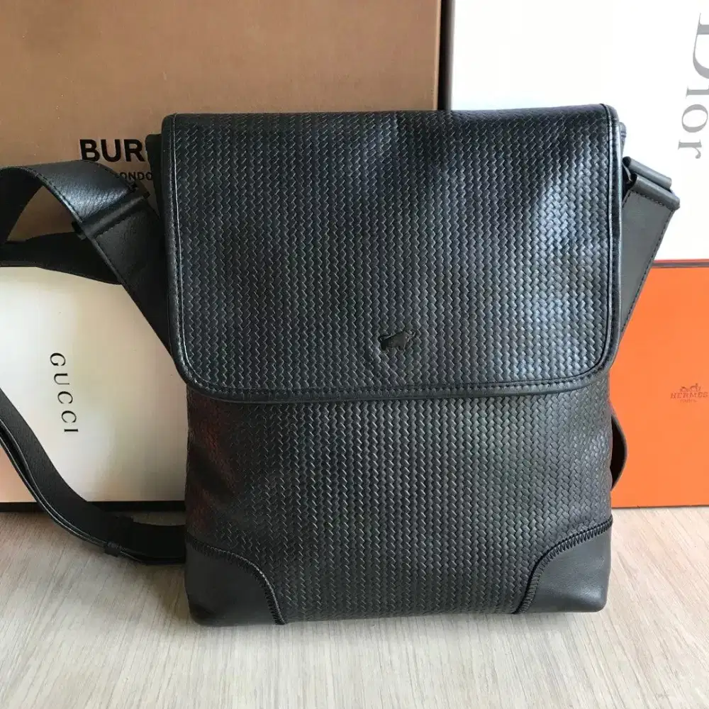 Braun Buffel crossbody sling bag tas original brand