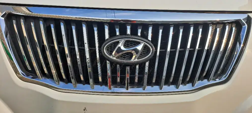 Dijual mobil keluarga yang nyaman, lega, enak dipakai keluarga