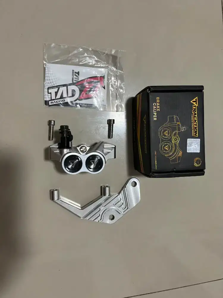 Kaliper 4 Piston TRACTION Aerox New/All Nmax