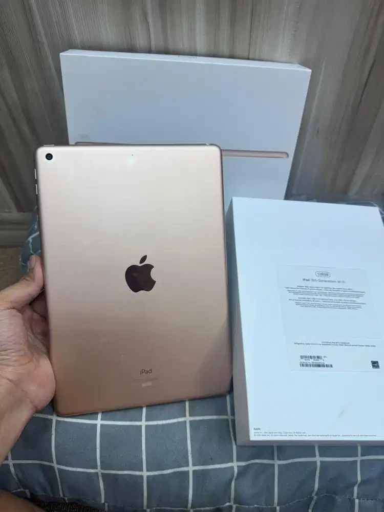 IPAD 8 128GB wi-fi original bekas resmi ibox
