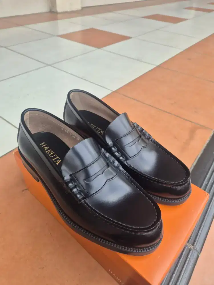 Haruta Loafer 906