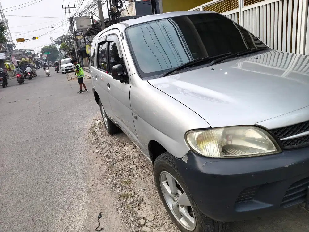 Daihatsu Taruna 2005 Bensin