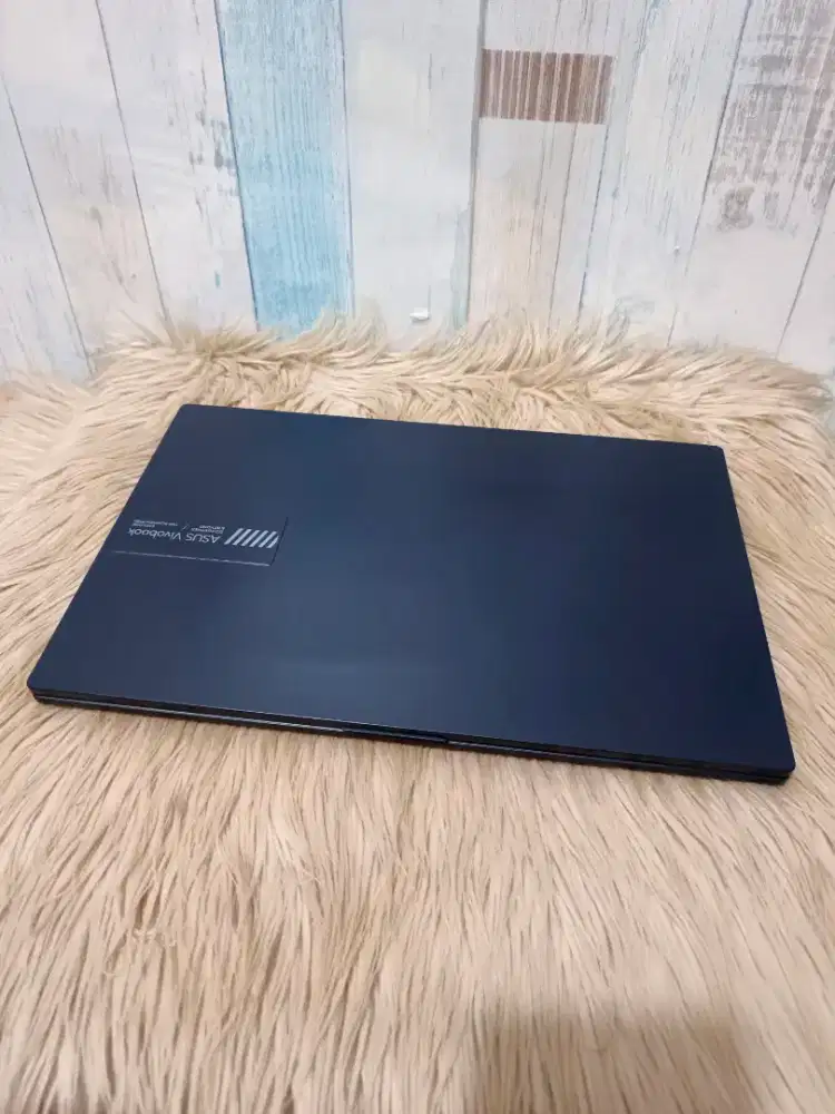 Asus Vivobook Go E1404FA Ryzen 5 7520U Ram 16 Ssd 512 Backlight