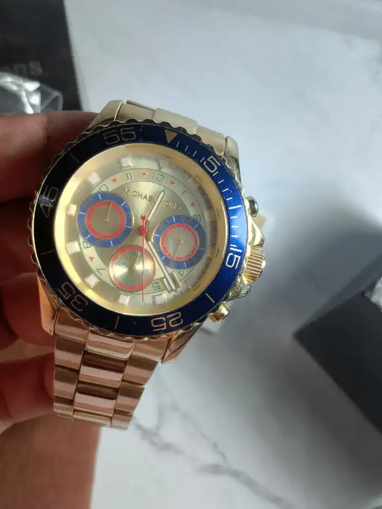 Michael Kors jam tangan wanita