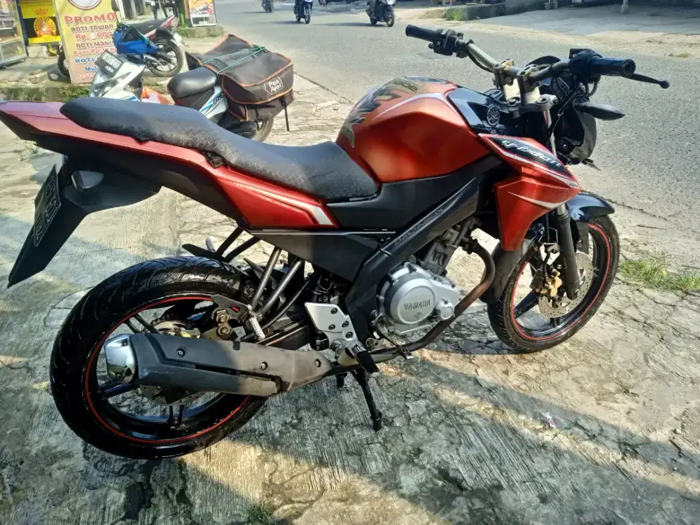 Yamaha Vxion NVL 2013