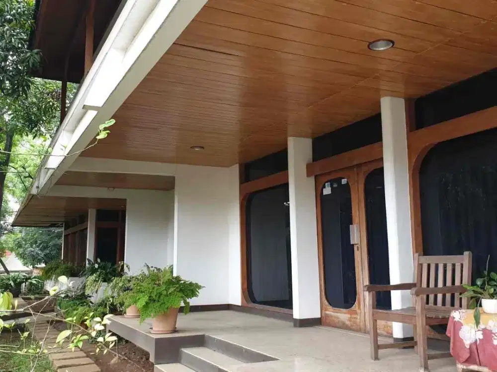 Jual Tumah Klasik, Hanya Hitung Tanah di Sayap Dago Bandung.