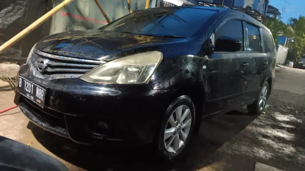 Grand livina XV 15 matic super istimewa