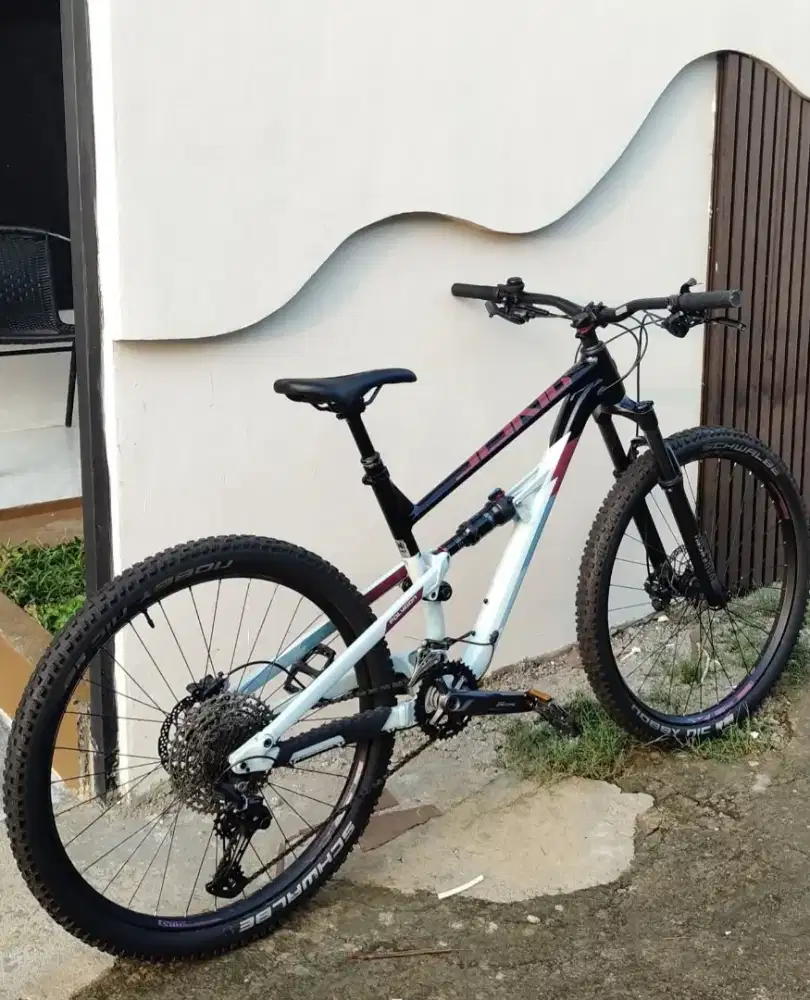 POLYGON SISKIU D7 2021 MANTAPP