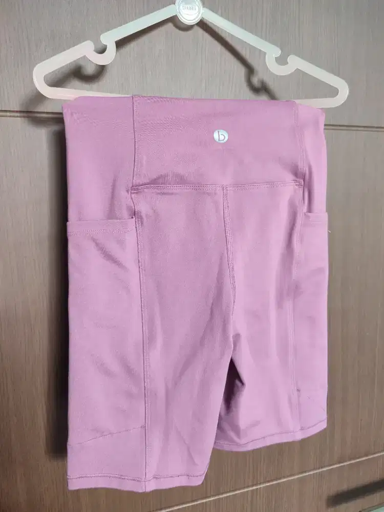 Celana Olahraga Cotton on Body