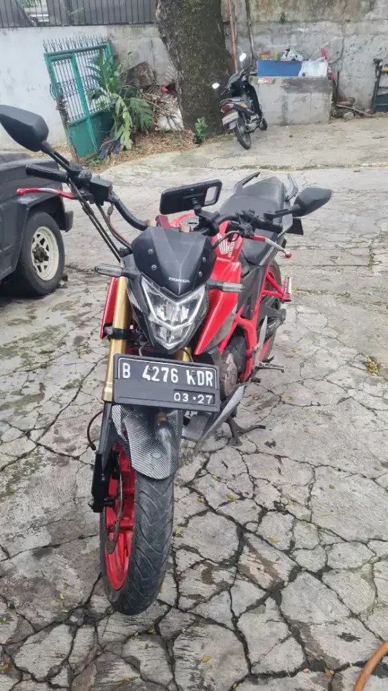 Honda CB150R jual cepat