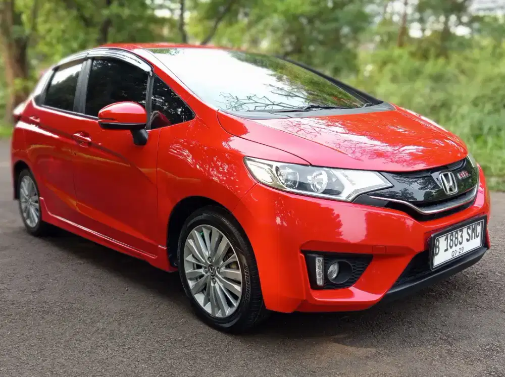 Honda New Jazz 1.5 RS AT GK5 Th 2015 Merah Istimewa Sekali Sgt Terawat