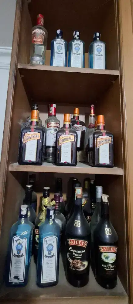 Botol Bekas untuk vas, hiasan dll