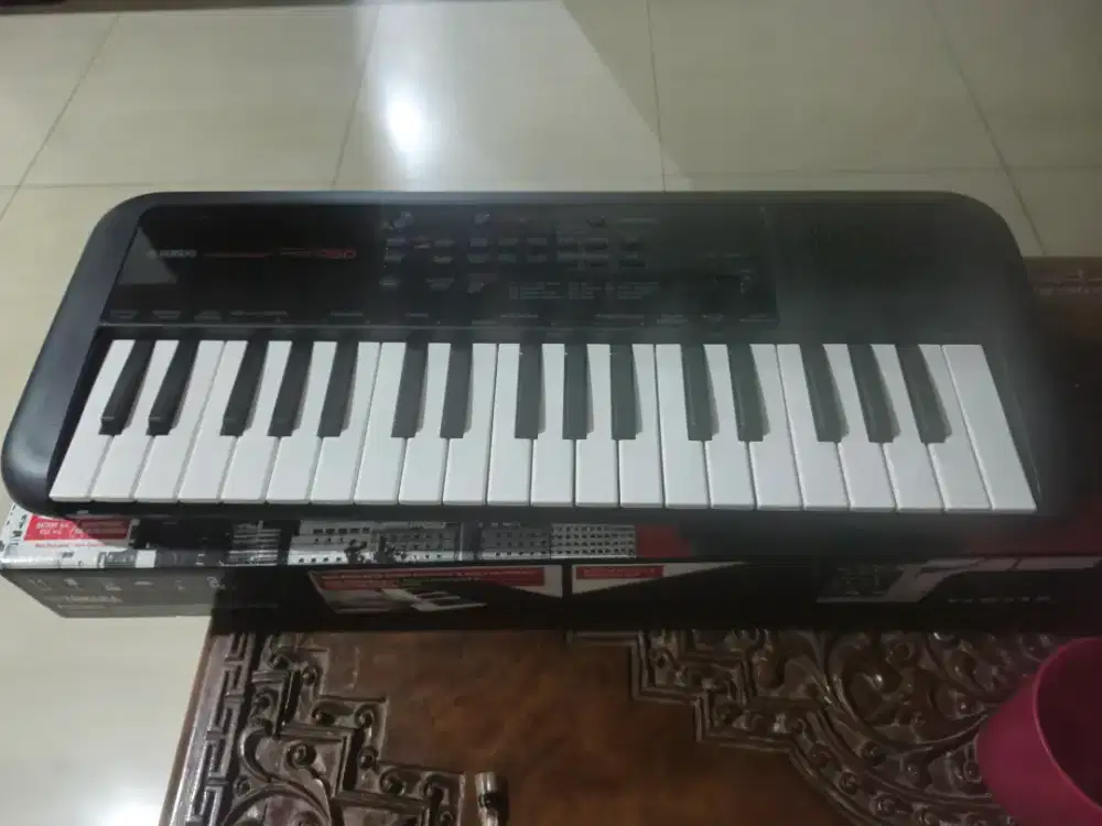 Yamaha PSS-A50 digital keyboard