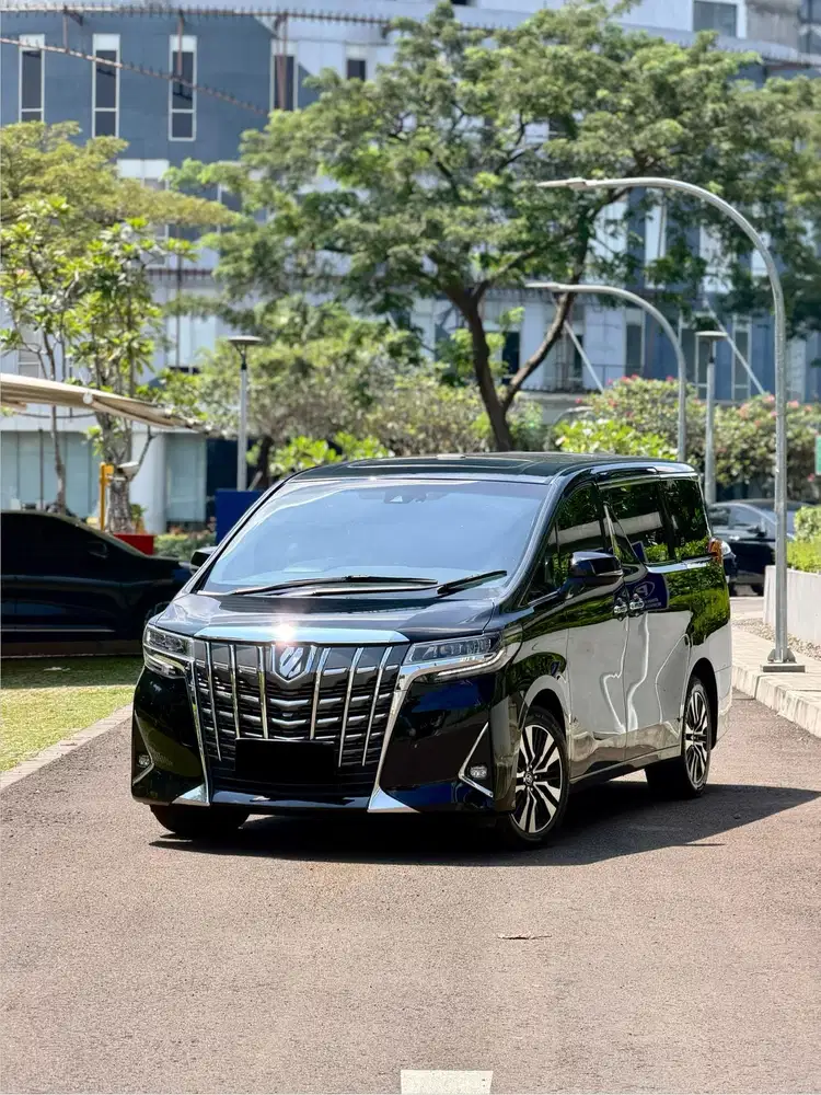 CASH LOW KM Toyota Alphard G ATPM 2022 Like New
