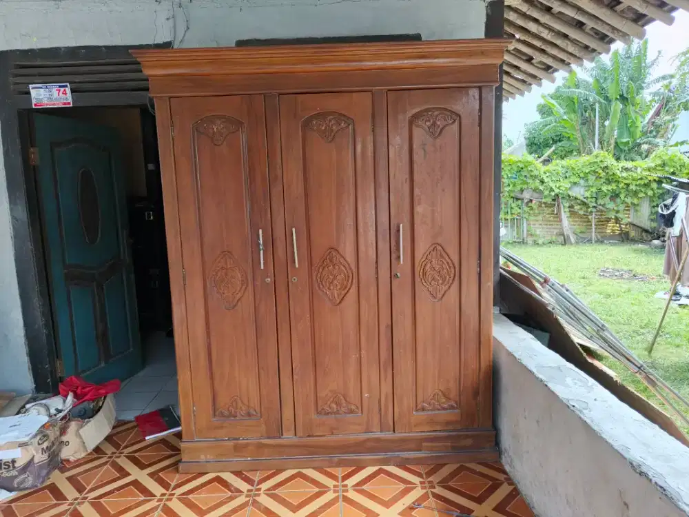 Jual murah lemari KAYU JATI