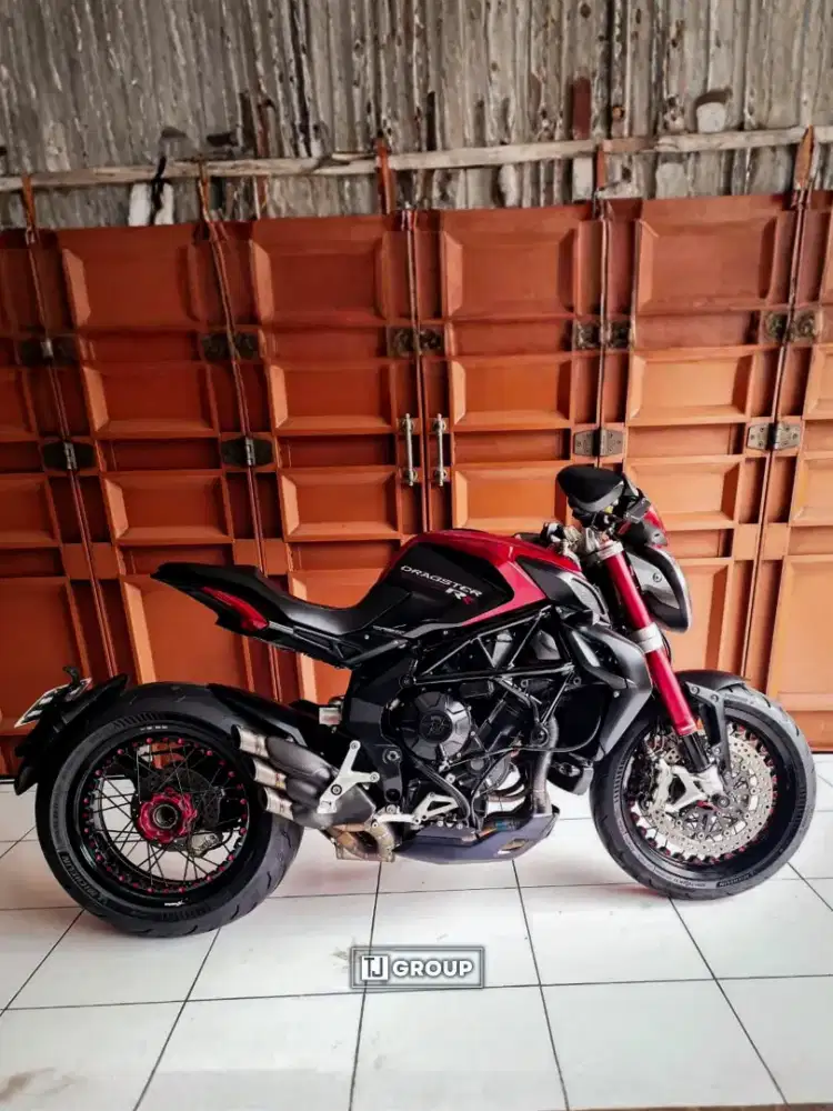 FOR SALE!! MV AGUSTA DRAGSTER 800RR 2016