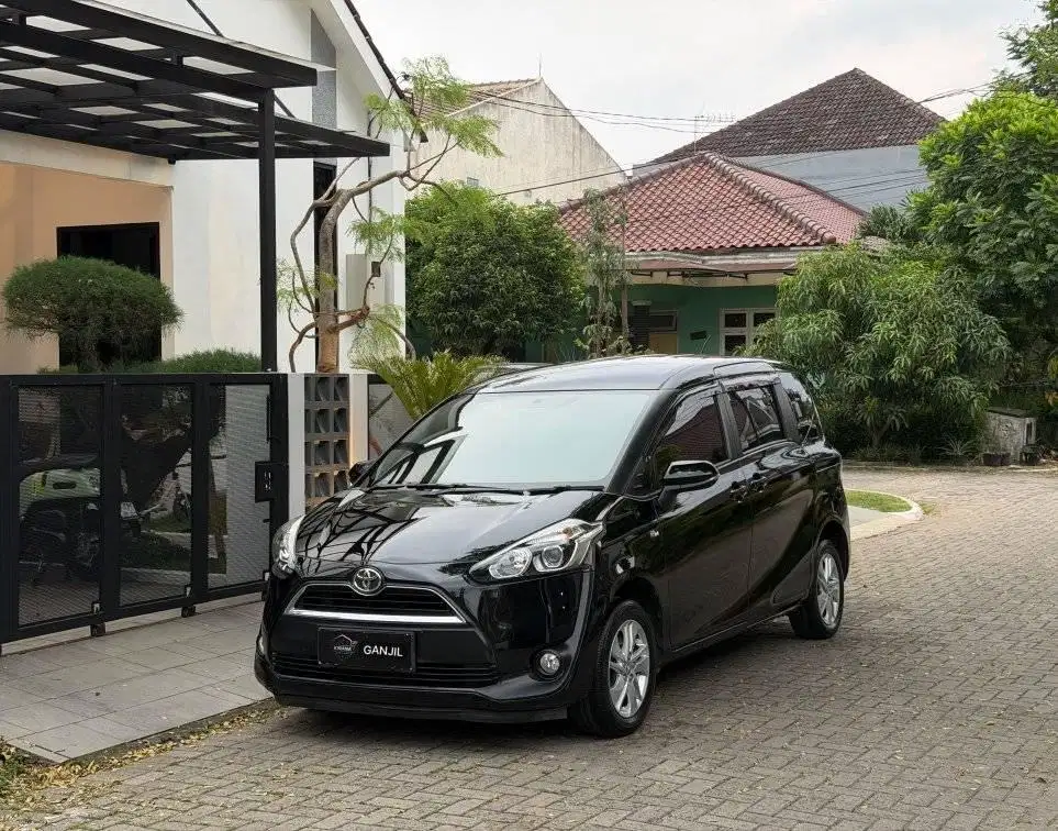 Sienta G 2016 at / matic model 2017 Non V Q