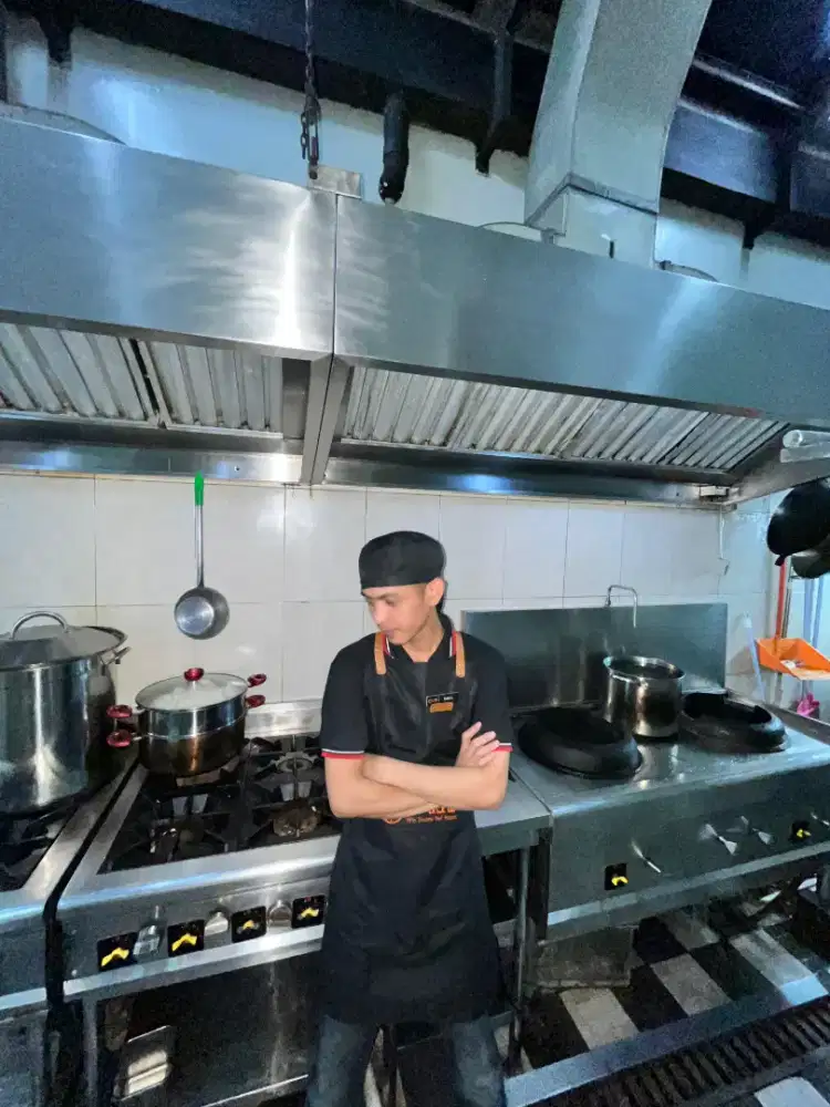 Cowok, memasak makanan