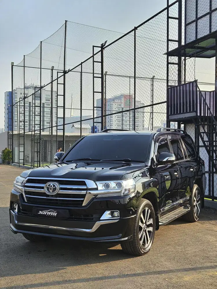 TOYOTA LAND CRUISER LC VX200 2011 FACELIFT 2020 HITAM BENSIN