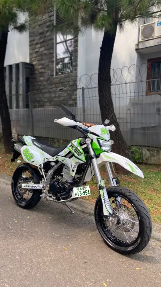 Kawasaki KLX 250 Supermoto