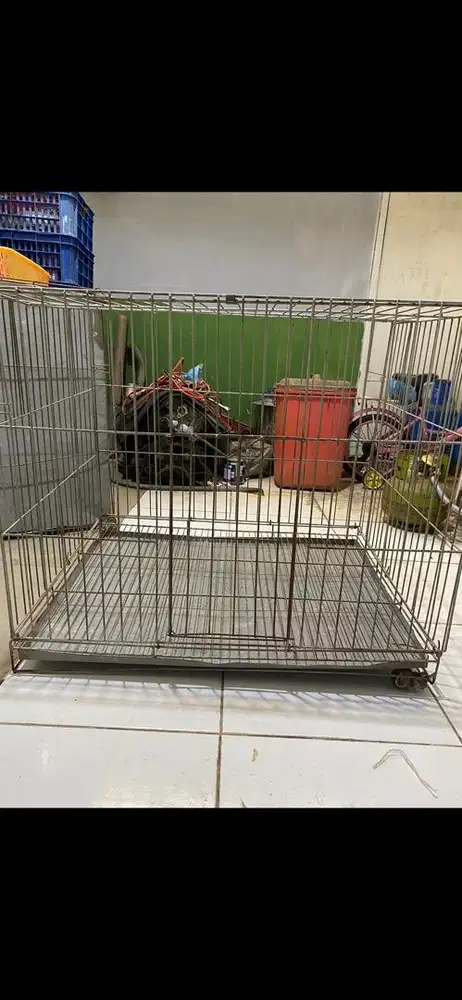 Kandang kucing bekas